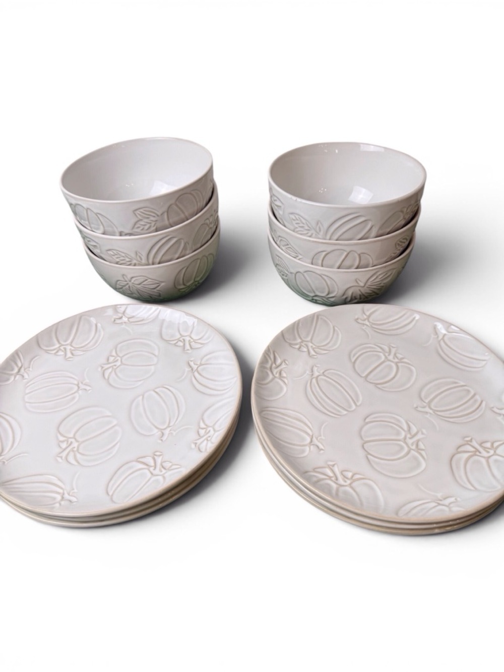 Hobby Lobby Embossed Ceramic Salad Plates/Bowls Set Cream/White Pumpkins 12 pc. - Picture 9 of 9